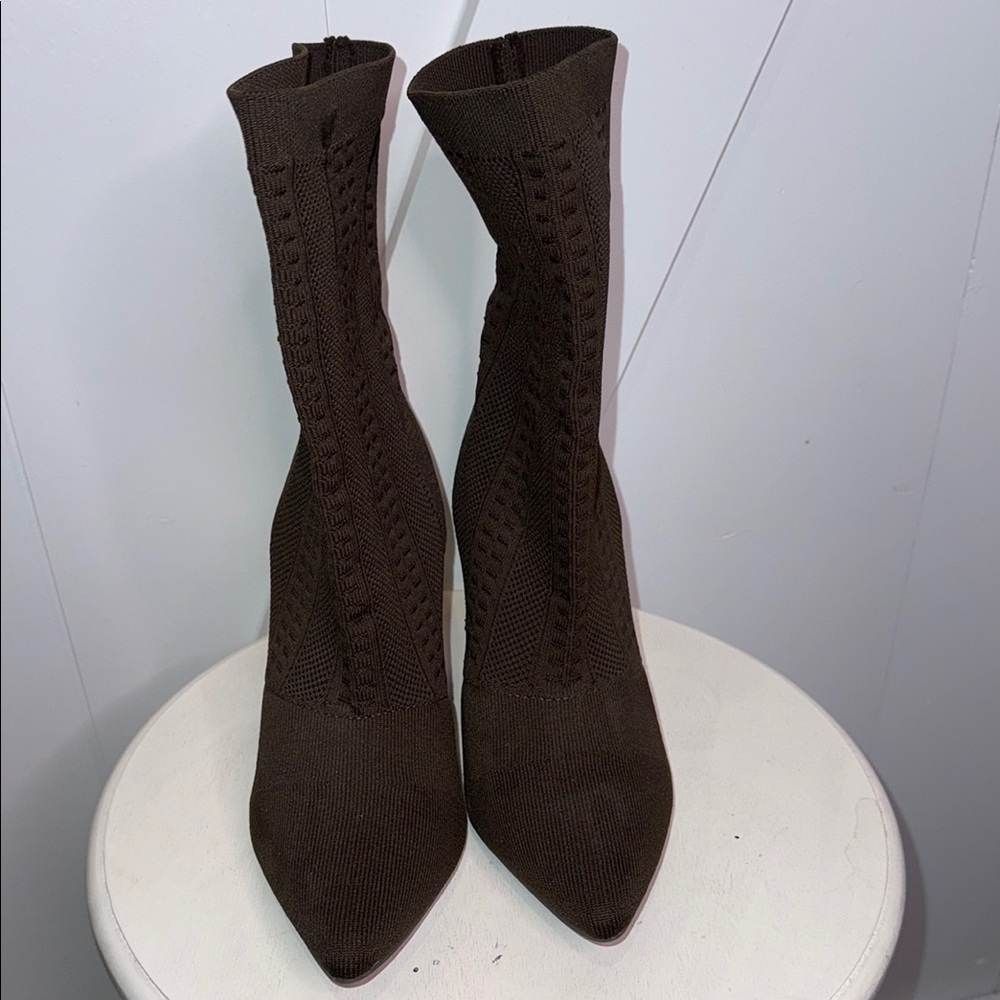 Shoe Dazzle Dark Green Knit Ankle Boots